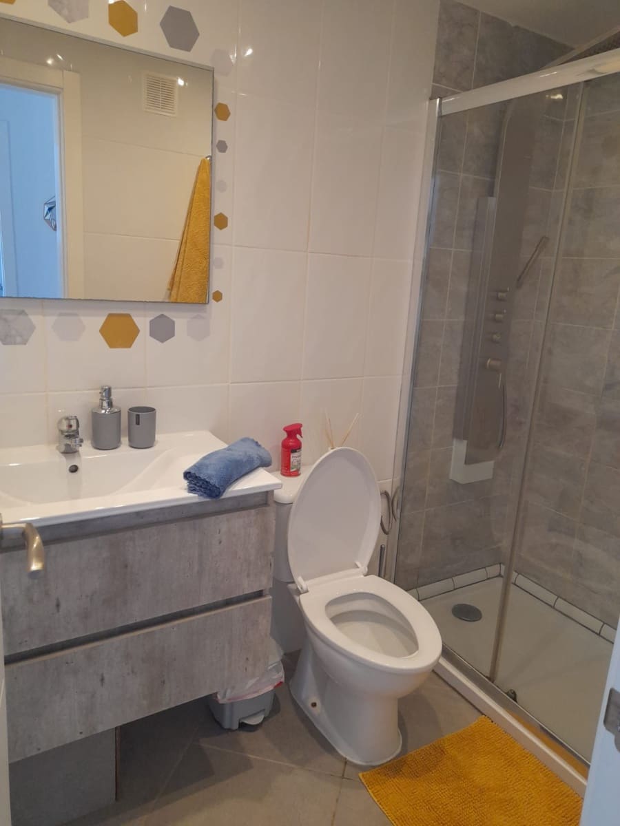 1 bedroom Apartment for sale in Caleta de Fuste with pool - € 170,000 (Ref: 9414570)