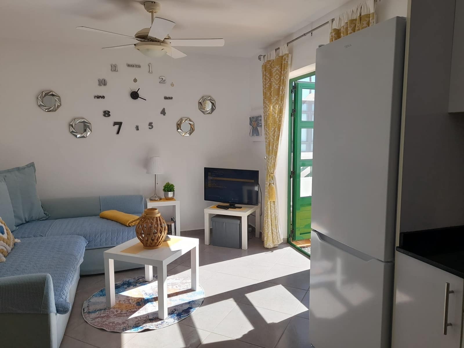 1 bedroom Apartment for sale in Caleta de Fuste with pool - € 170,000 (Ref: 9414570)