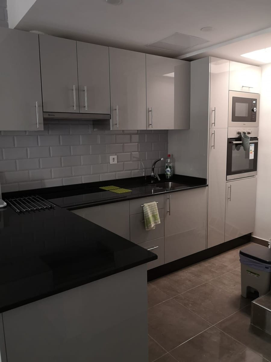 1 slaapkamer Appartement te koop in Caleta de Fuste met zwembad - € 187.000 (Ref: 9449678)