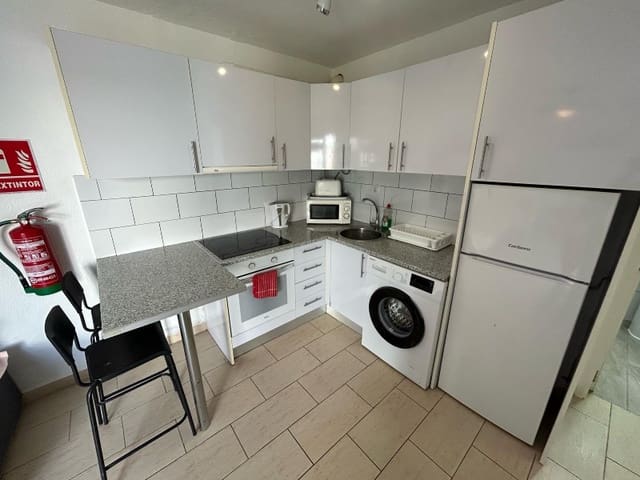 1 chambre Appartement à vendre à Caleta de Fuste, Antigua avec piscine - 149 000 € (Ref: 9462903)