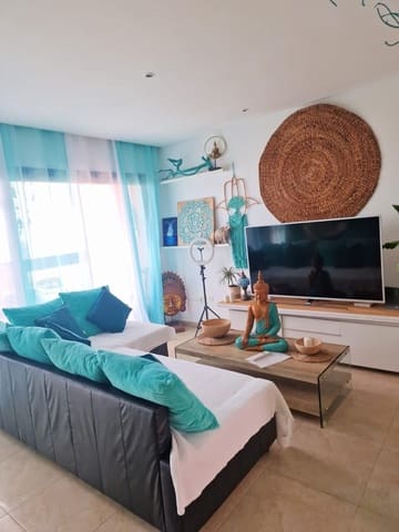 4 soveværelse Byhus til salg i Caleta de Fuste, Antigua med swimmingpool - € 325.000 (Ref: 9532769)