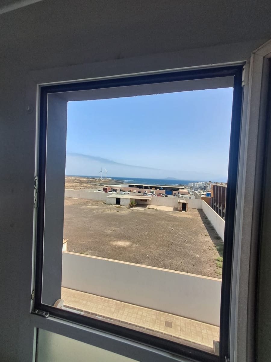 2 soveværelse Lejlighed til salg i Corralejo - € 235.000 (Ref: 9549885)