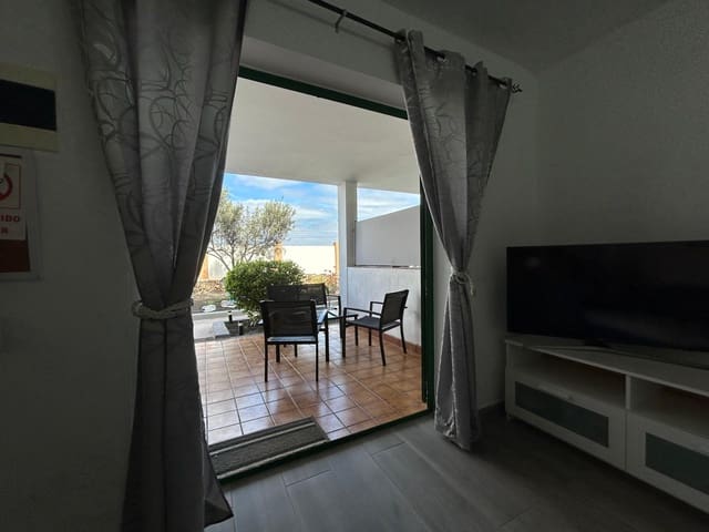 1 soverom Leilighet til salgs i Caleta de Fuste, Antigua med svømmebasseng - € 170 000 (Ref: 9557430)