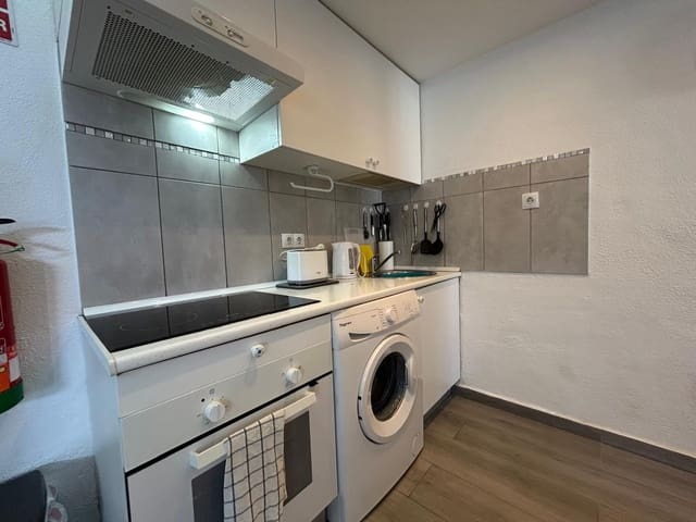 1 soverom Leilighet til salgs i Caleta de Fuste, Antigua med svømmebasseng - € 170 000 (Ref: 9557430)