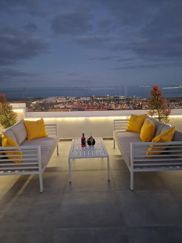 4 slaapkamer Villa te koop in Caleta de Fuste met zwembad - € 575.000 (Ref: 9571878)