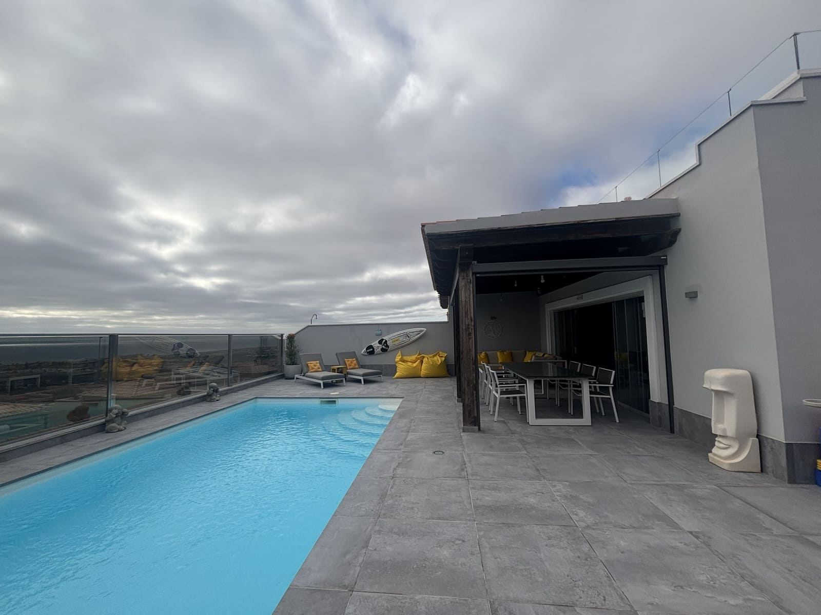 4 slaapkamer Villa te koop in Caleta de Fuste met zwembad - € 575.000 (Ref: 9571878)