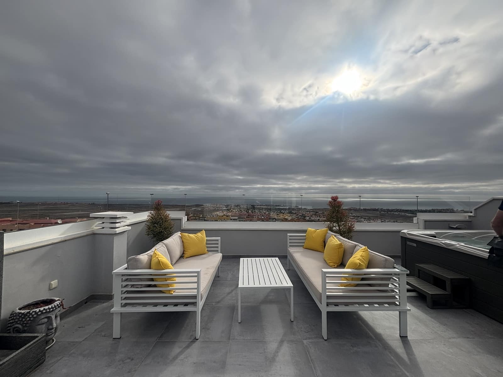 4 slaapkamer Villa te koop in Caleta de Fuste met zwembad - € 575.000 (Ref: 9571878)