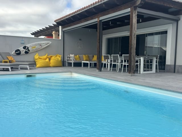 4 slaapkamer Villa te koop in Caleta de Fuste, Antigua met zwembad - € 575.000 (Ref: 9571878)