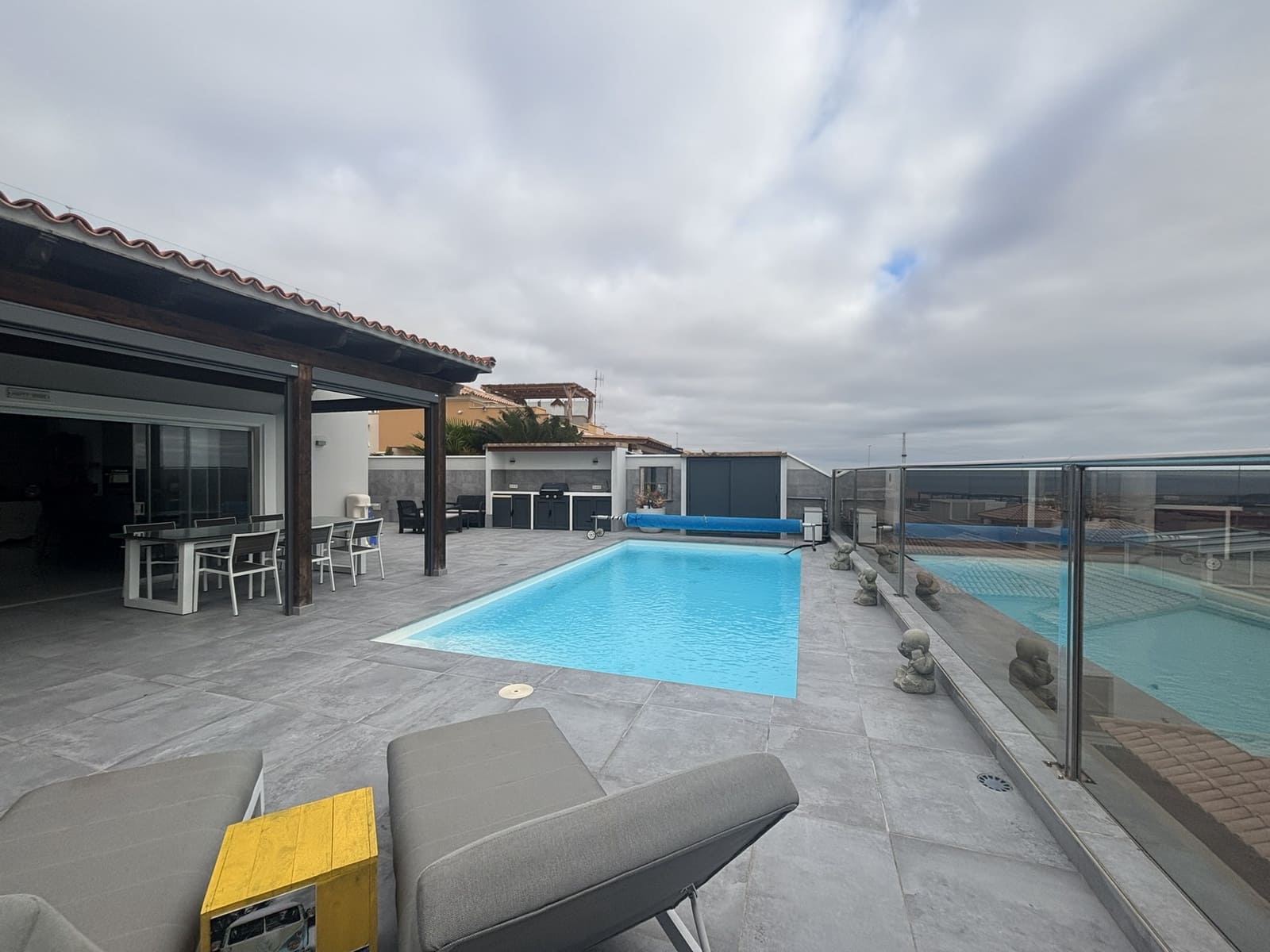 4 slaapkamer Villa te koop in Caleta de Fuste met zwembad - € 575.000 (Ref: 9571878)