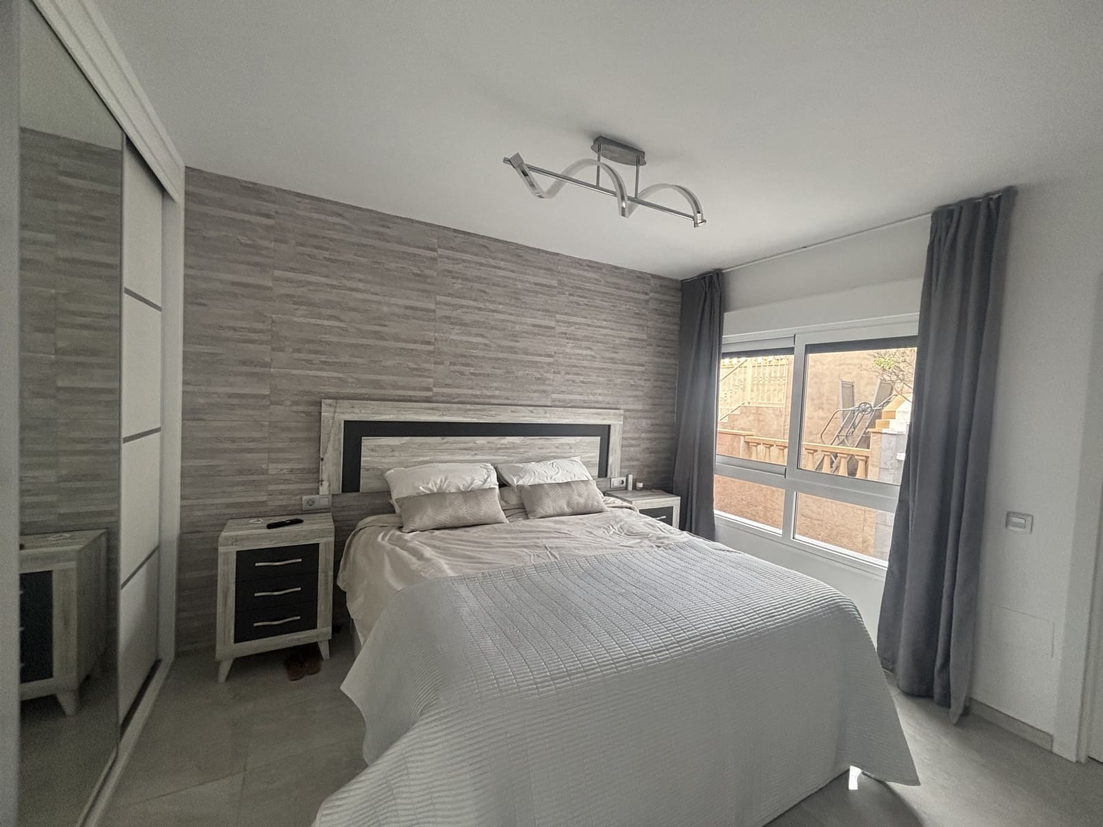 4 slaapkamer Villa te koop in Caleta de Fuste met zwembad - € 575.000 (Ref: 9571878)