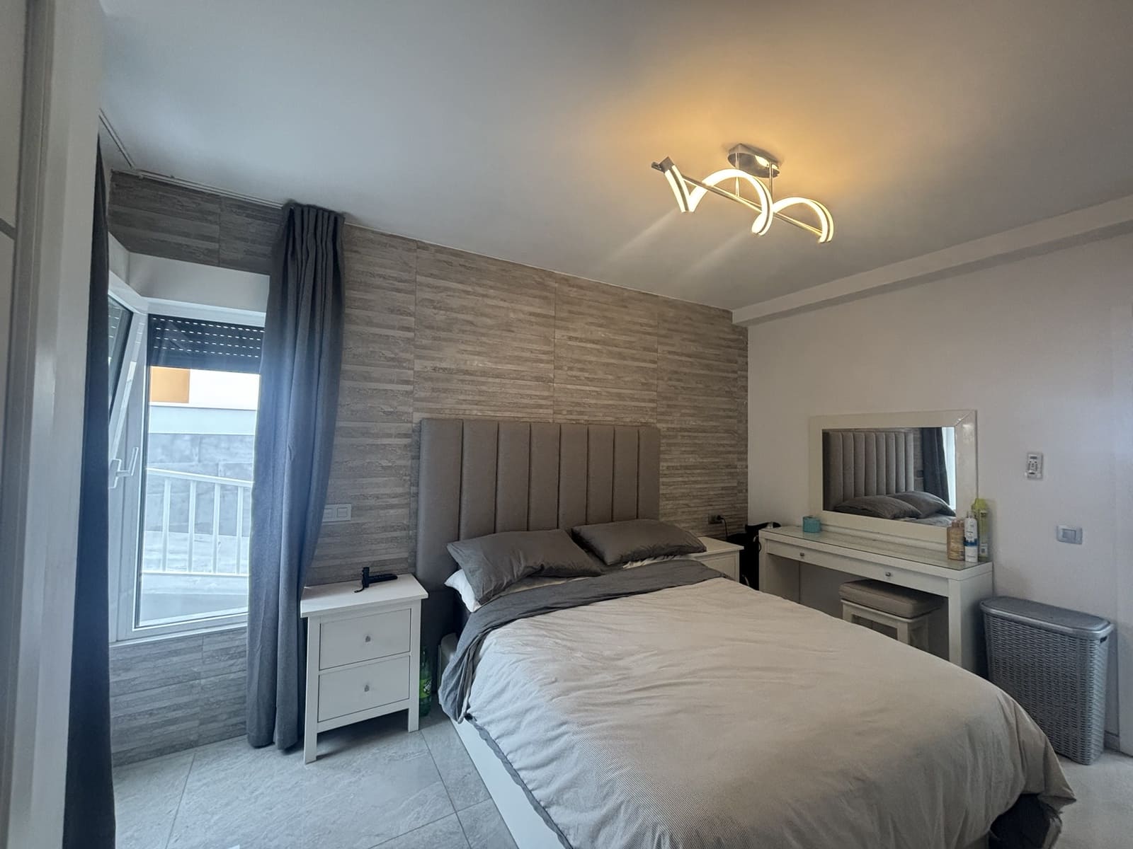 4 slaapkamer Villa te koop in Caleta de Fuste met zwembad - € 575.000 (Ref: 9571878)