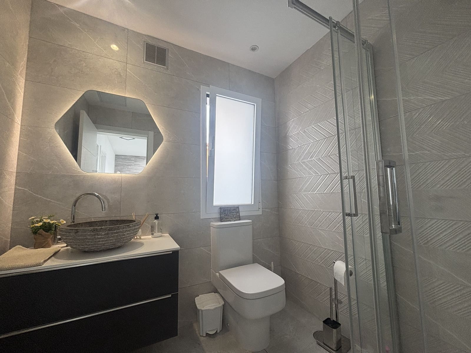 4 slaapkamer Villa te koop in Caleta de Fuste met zwembad - € 575.000 (Ref: 9571878)