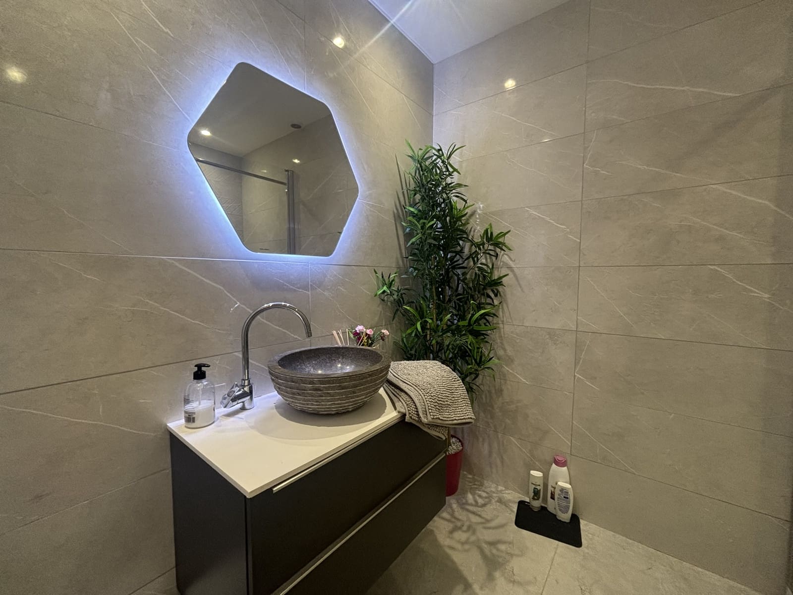 4 slaapkamer Villa te koop in Caleta de Fuste met zwembad - € 575.000 (Ref: 9571878)