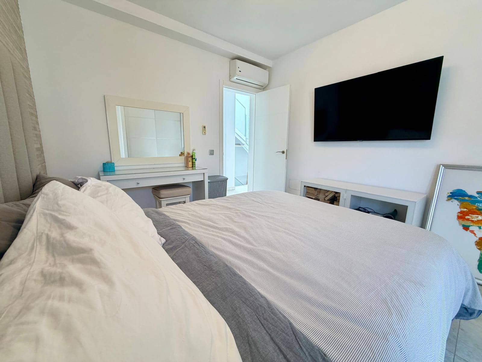 Chalet de 4 habitaciones en Caleta de Fuste en venta con piscina - 575.000 € (Ref: 9571878)