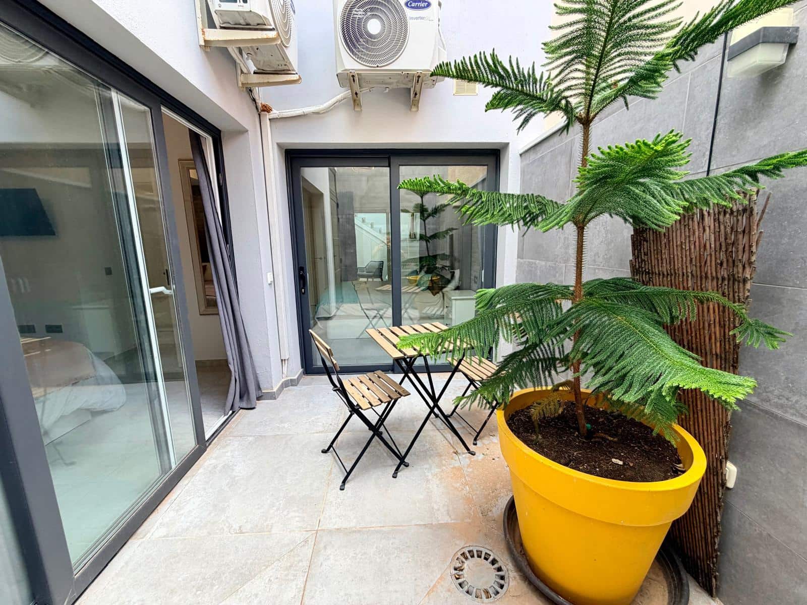 Chalet de 4 habitaciones en Caleta de Fuste en venta con piscina - 575.000 € (Ref: 9571878)