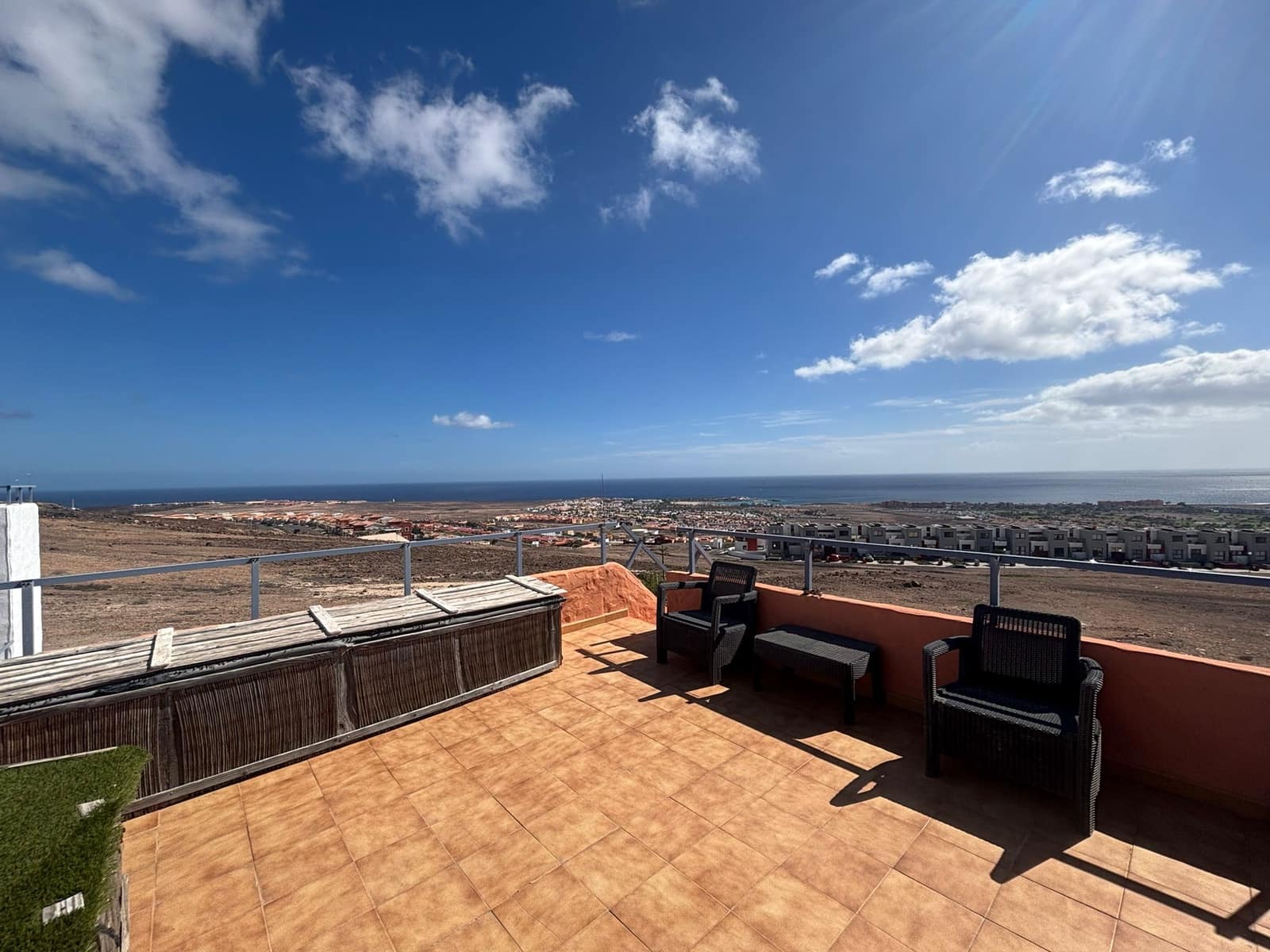 3 soveværelse Byhus til salg i Caleta de Fuste med swimmingpool garage - € 279.000 (Ref: 9572283)