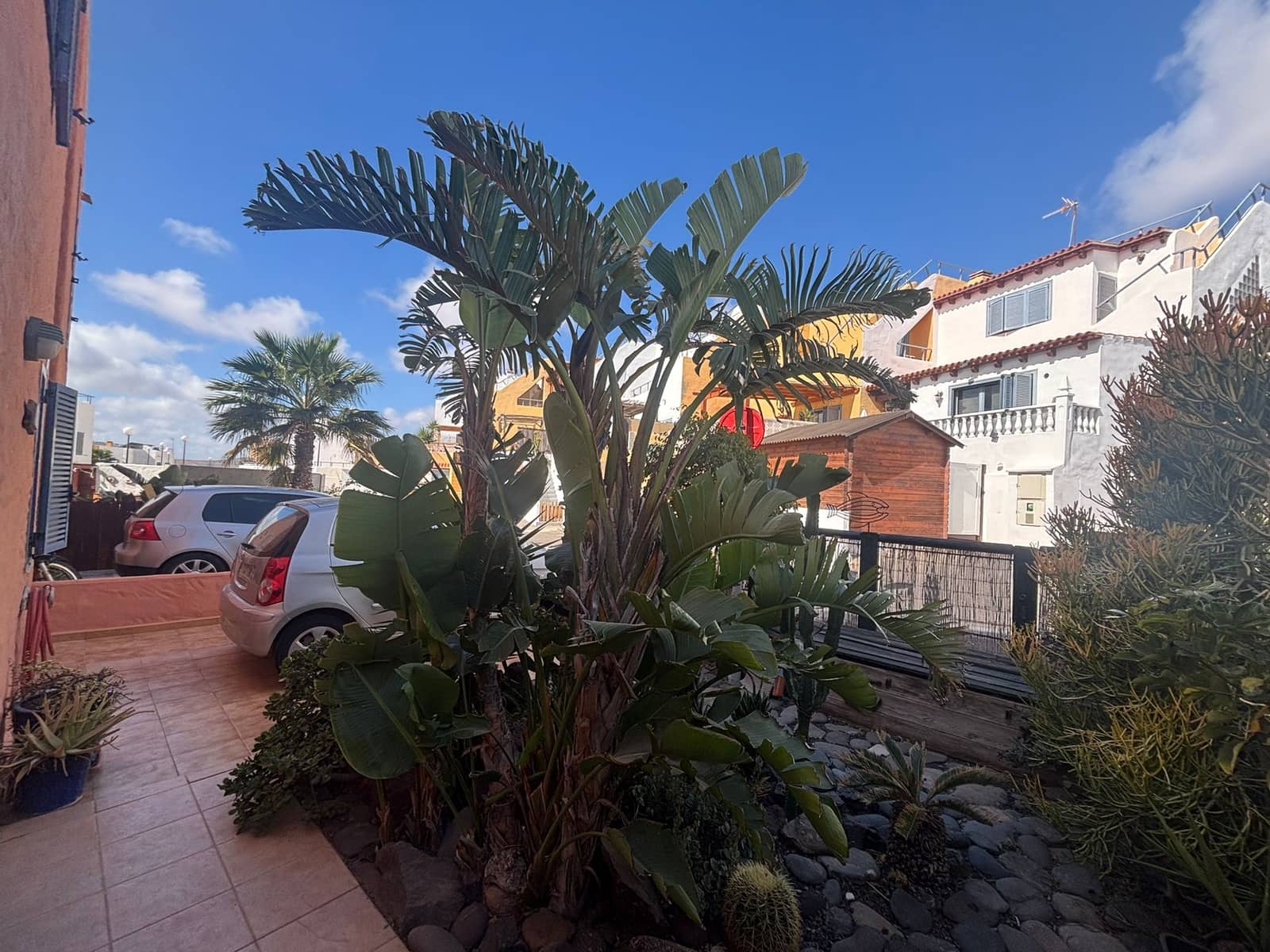 3 soveværelse Byhus til salg i Caleta de Fuste med swimmingpool garage - € 279.000 (Ref: 9572283)
