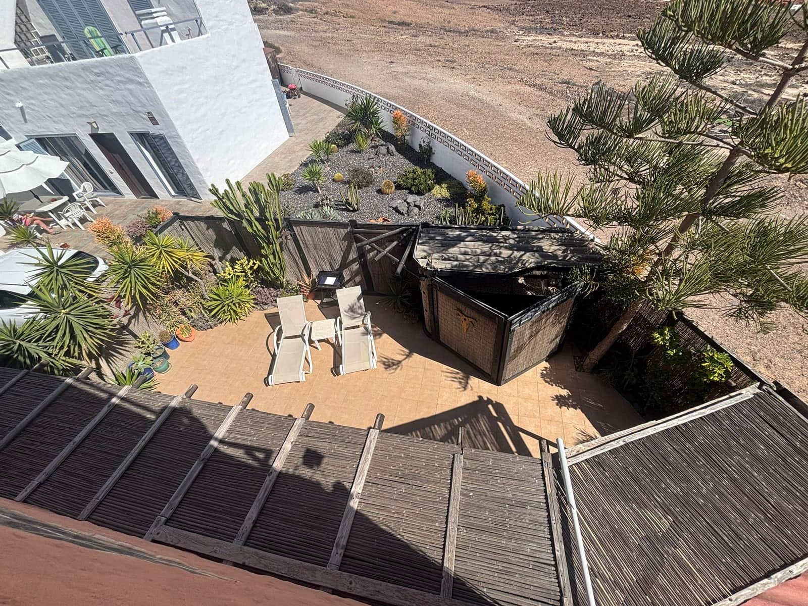 3 soveværelse Byhus til salg i Caleta de Fuste med swimmingpool garage - € 279.000 (Ref: 9572283)