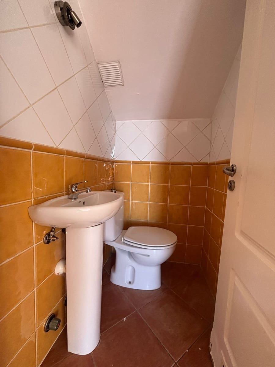 2 bedroom Townhouse for sale in Caleta de Fuste with pool - € 180,000 (Ref: 9598072)