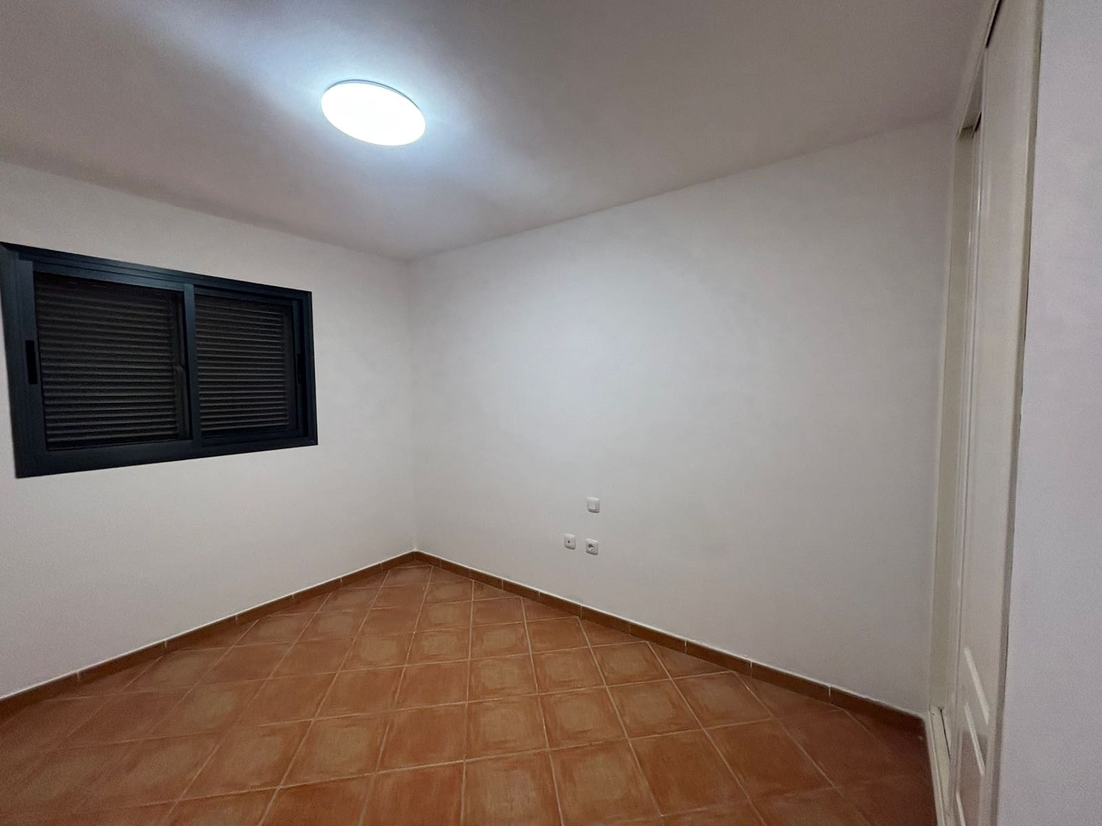 2 bedroom Townhouse for sale in Caleta de Fuste with pool - € 180,000 (Ref: 9598072)