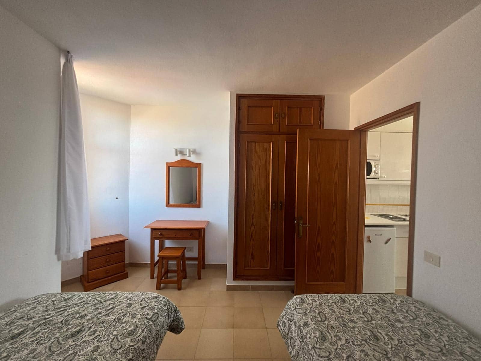 1 slaapkamer Appartement te koop in Costa de Antigua met zwembad - € 120.000 (Ref: 9598166)