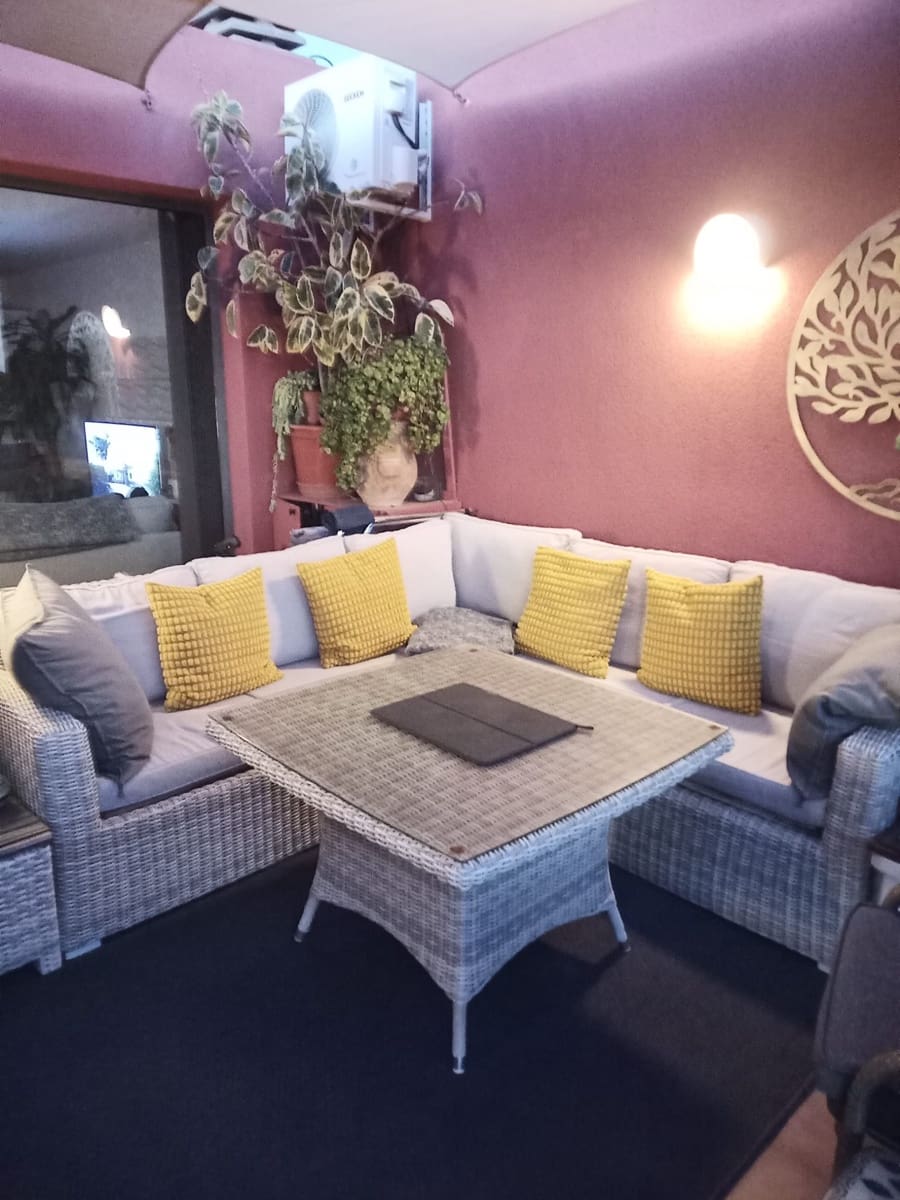 3 chambre Maison de Ville à vendre à Caleta de Fuste avec piscine garage - 279 000 € (Ref: 9642859)