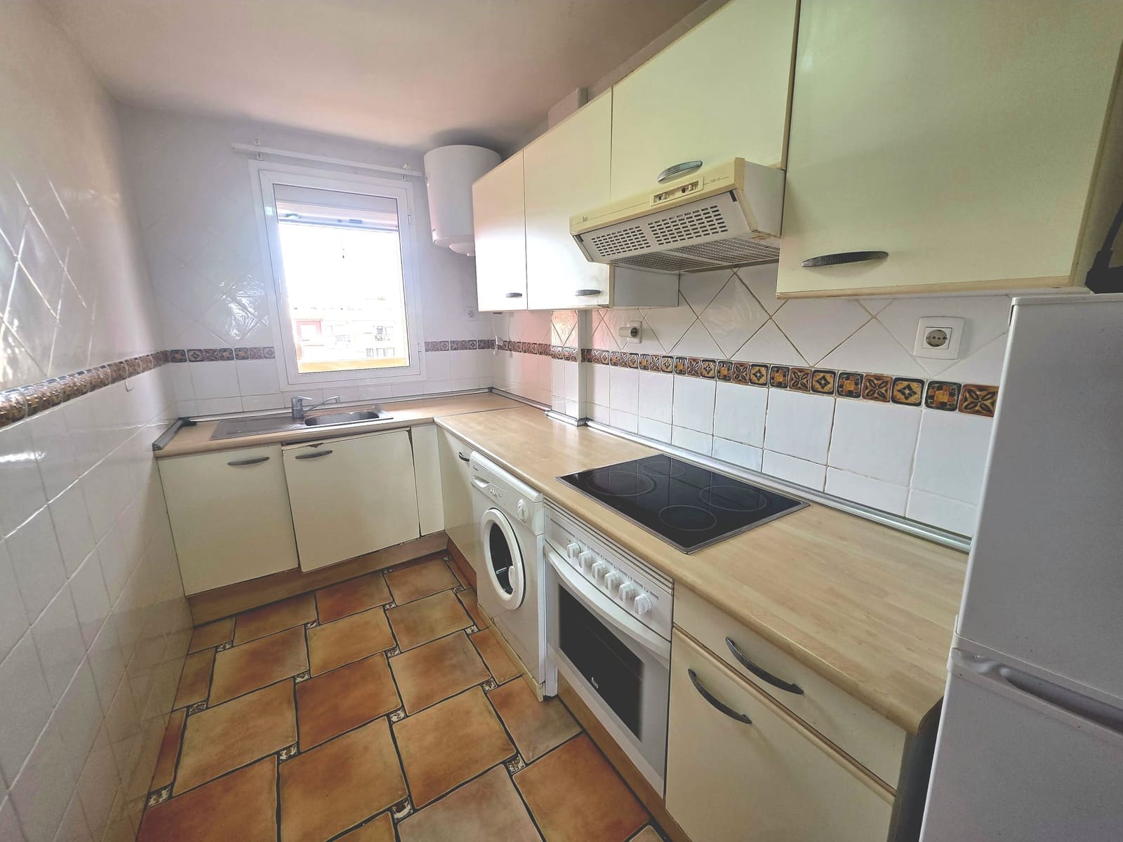 2 quarto Apartamento para venda em Parque Holandes - 159 000 € (Ref: 9685149)