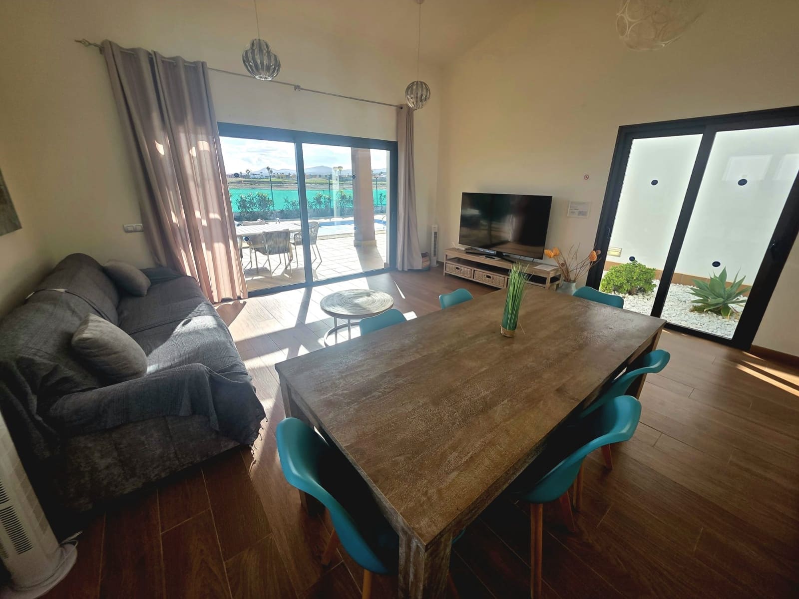 2 Zimmer Villa zu verkaufen in Caleta de Fuste mit Pool - 535.000 € (Ref: 9715319)