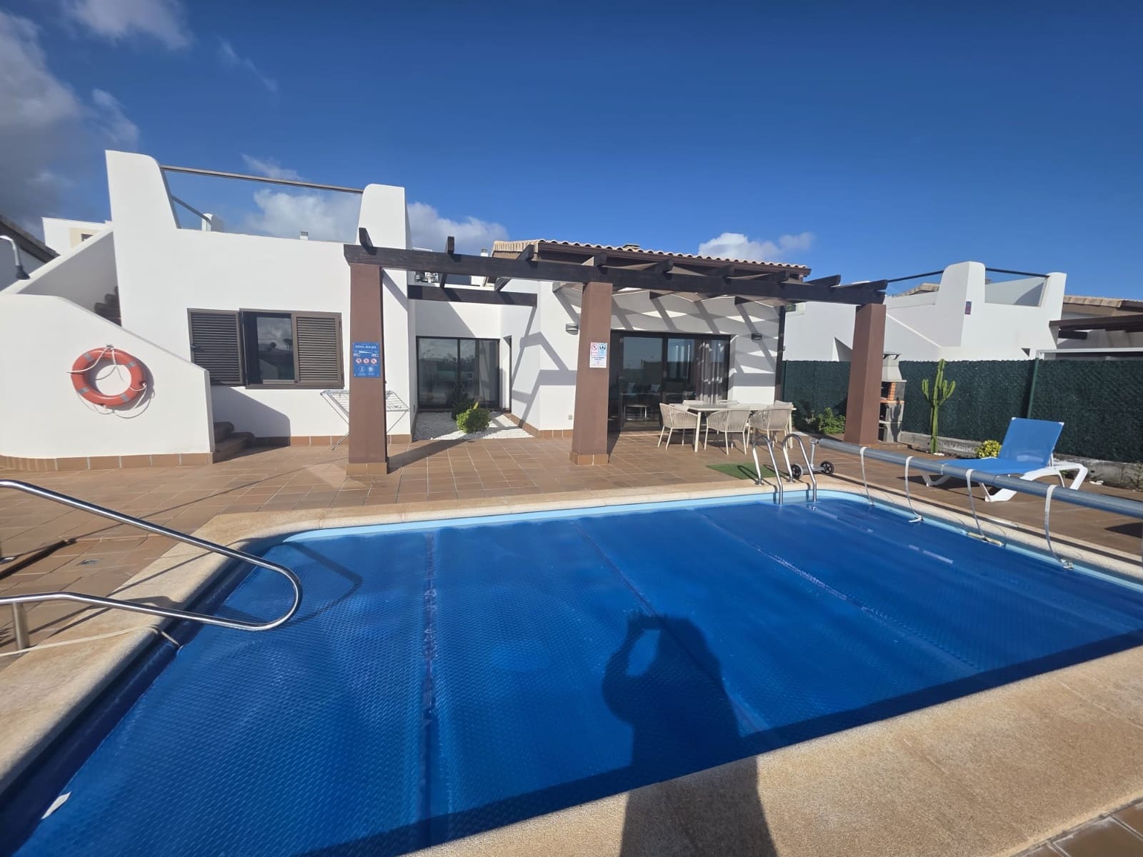 2 Zimmer Villa zu verkaufen in Caleta de Fuste mit Pool - 535.000 € (Ref: 9715319)