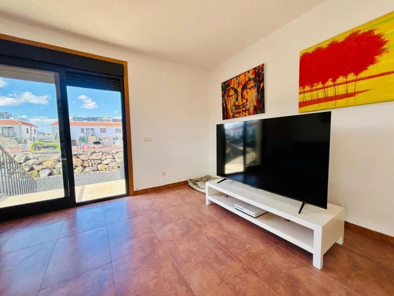 4 makuuhuone Huoneisto myytävänä paikassa Costa de Antigua mukana uima-altaan 
autotalli - 259 000 € (Ref: 9720518)