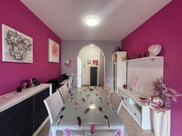 2 soverom Leilighet til salgs i Caleta de Fuste, Antigua med svømmebasseng garasje - € 289 000 (Ref: 9757543)