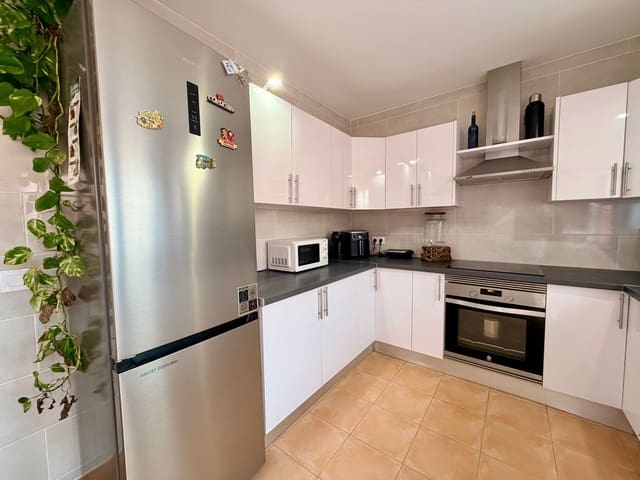 3 makuuhuone Huoneisto myytävänä paikassa Costa de Antigua, Antigua mukana uima-altaan - 219 000 € (Ref: 9782367)