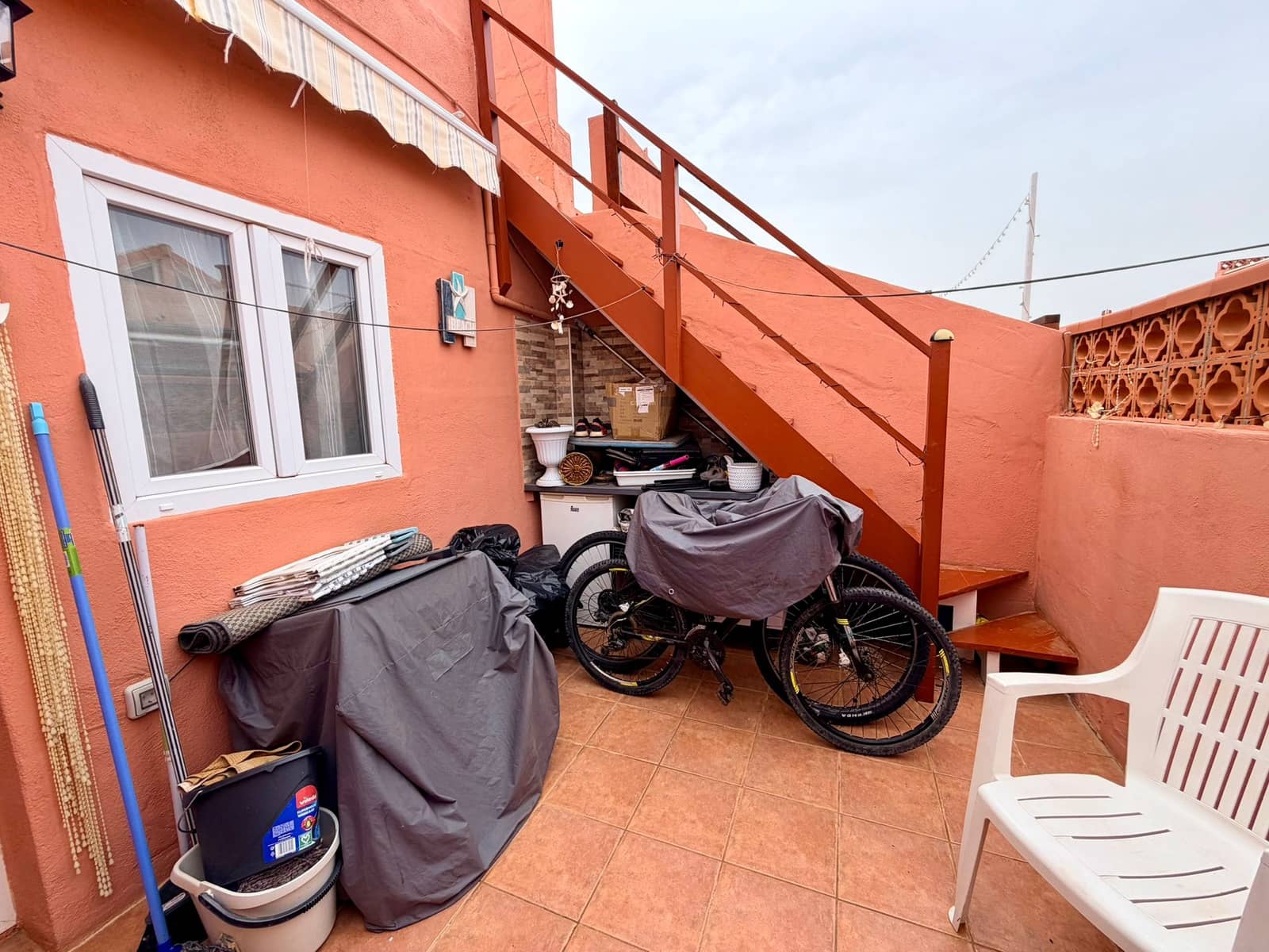 3 soveværelse Lejlighed til salg i Costa de Antigua med swimmingpool - € 219.000 (Ref: 9782367)