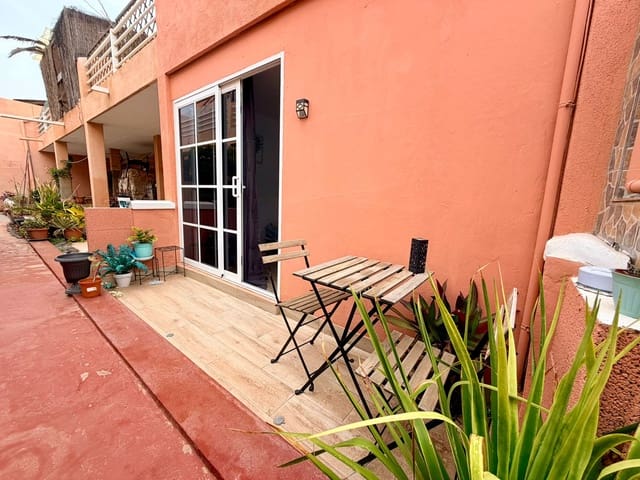 3 makuuhuone Huoneisto myytävänä paikassa Costa de Antigua, Antigua mukana uima-altaan - 219 000 € (Ref: 9782367)