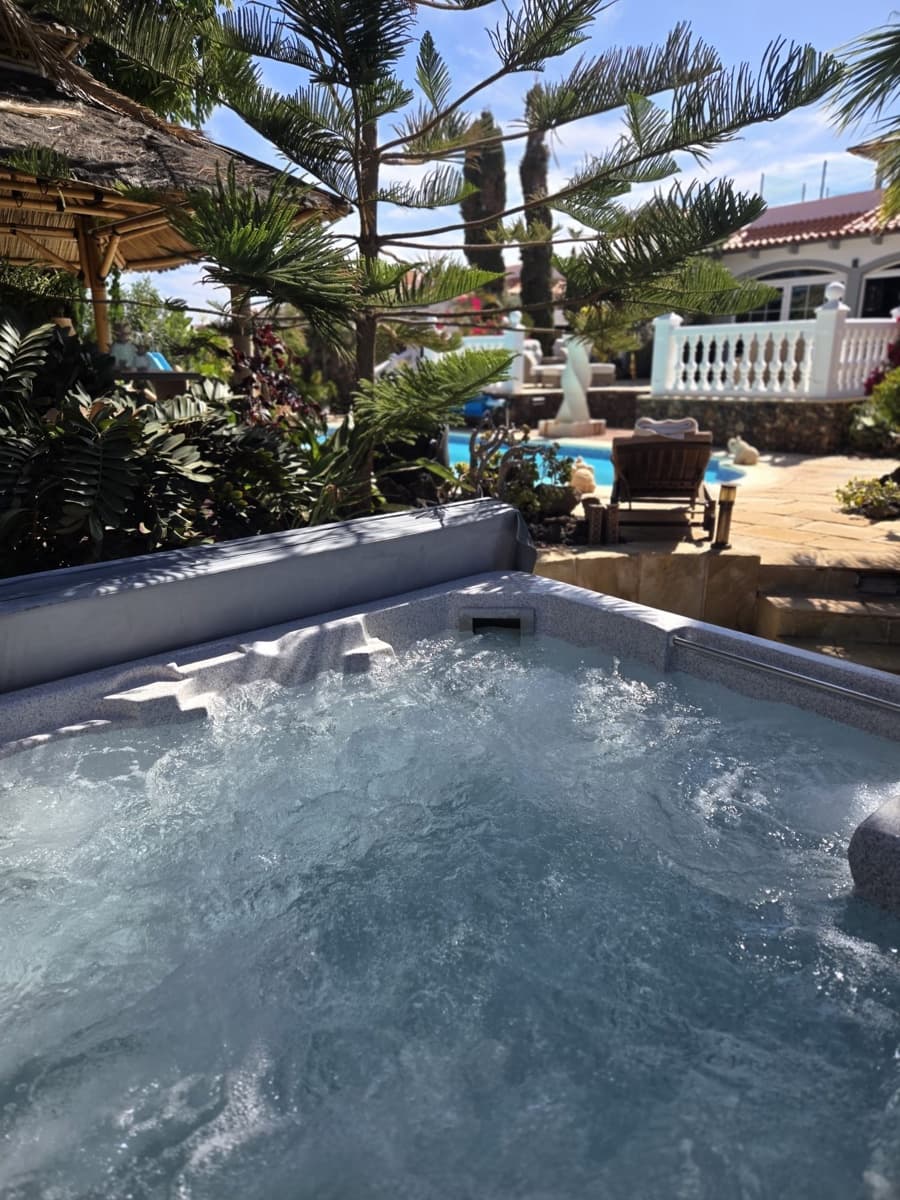 4 chambre Villa/Maison à vendre à Caleta de Fuste avec piscine - 849 000 € (Ref: 9798101)