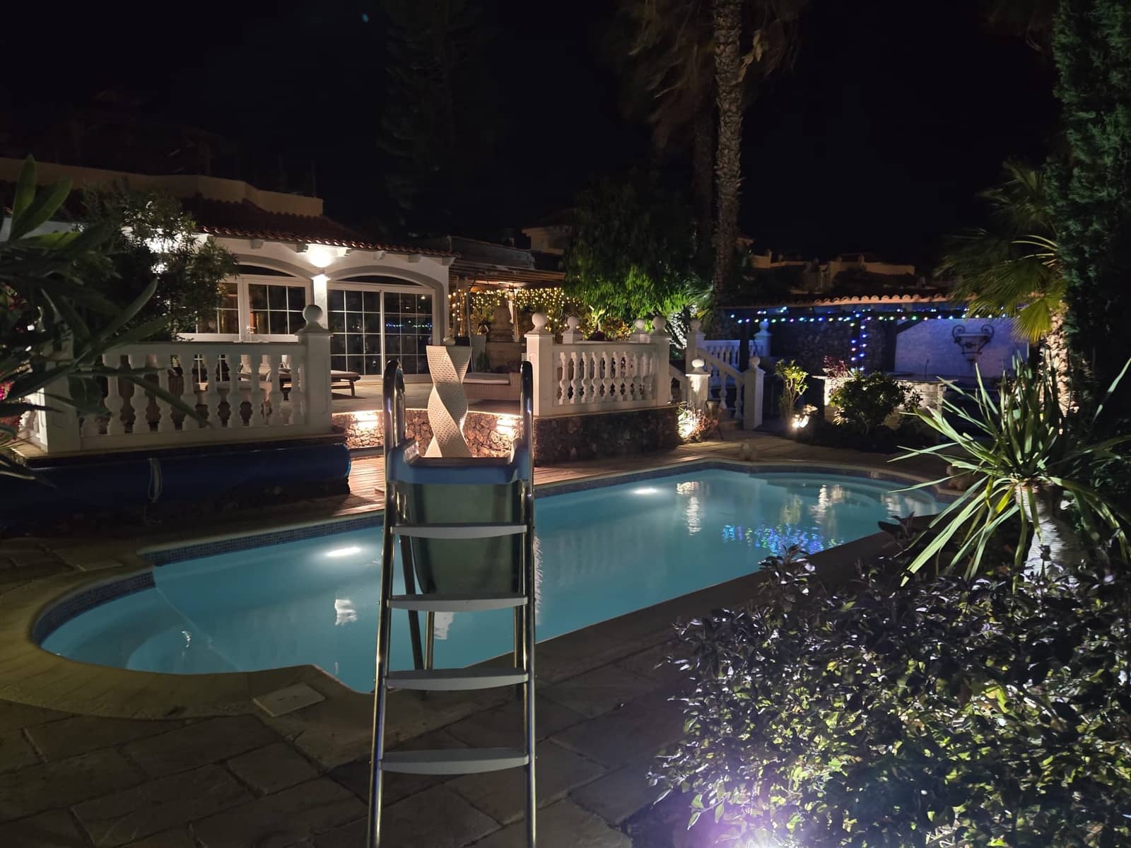 4 chambre Villa/Maison à vendre à Caleta de Fuste avec piscine - 849 000 € (Ref: 9798101)