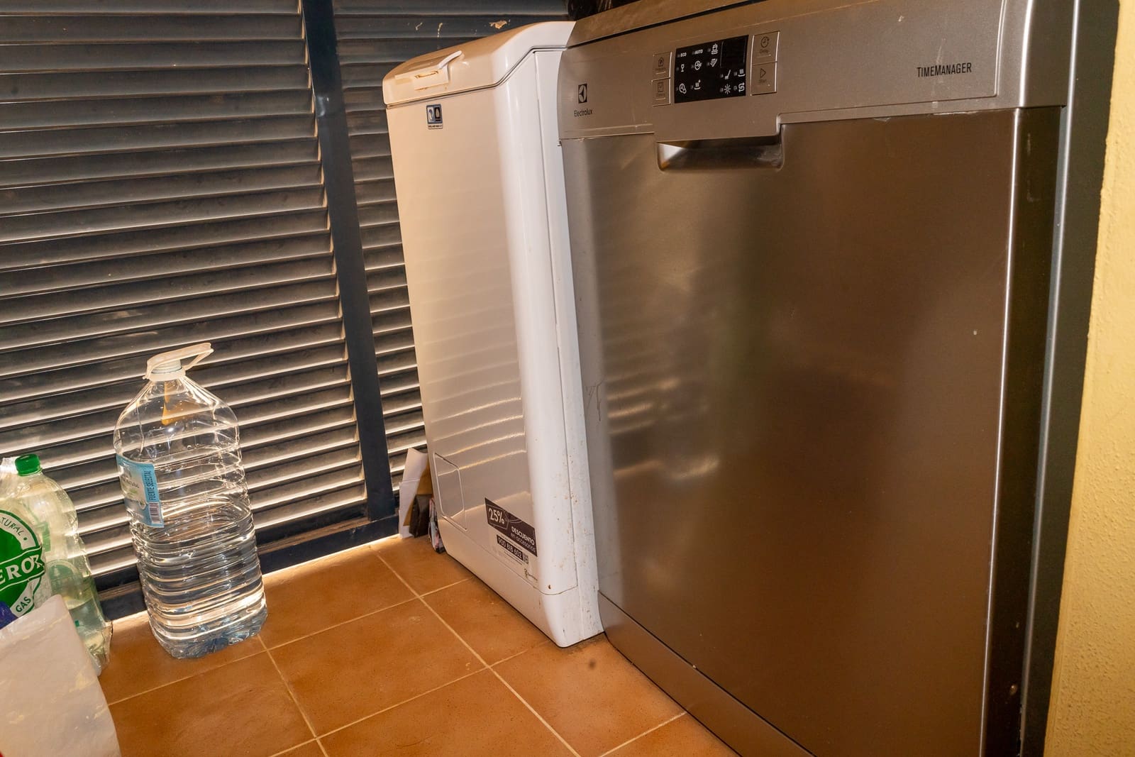 4 soveværelse Lejlighed til salg i Caleta de Fuste med swimmingpool - € 299.000 (Ref: 9798237)