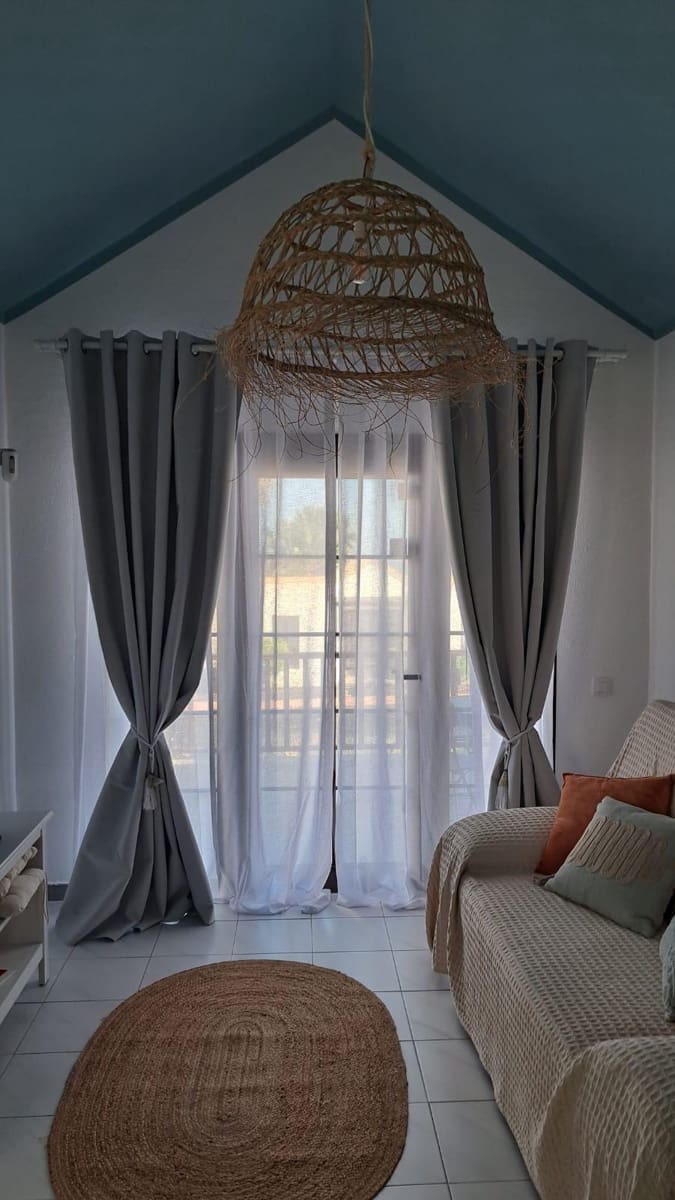 1 Zimmer Bungalow zu verkaufen in Caleta de Fuste mit Pool - 150.000 € (Ref: 9812453)