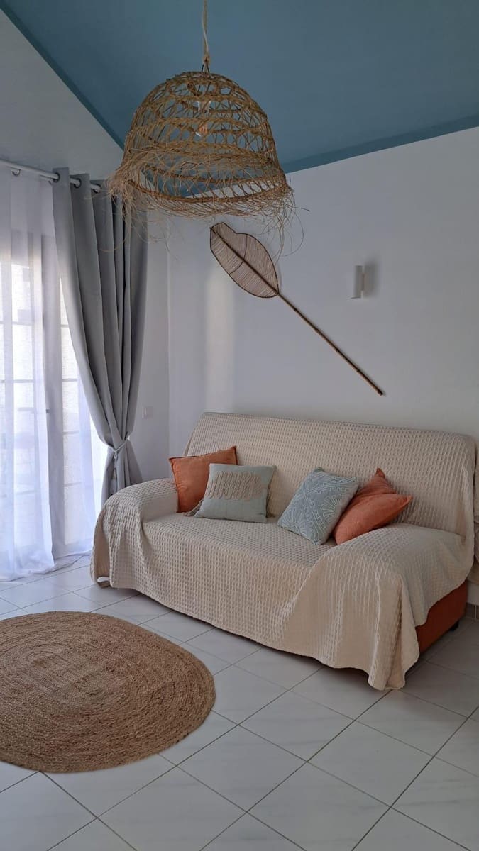 1 Zimmer Bungalow zu verkaufen in Caleta de Fuste mit Pool - 150.000 € (Ref: 9812453)