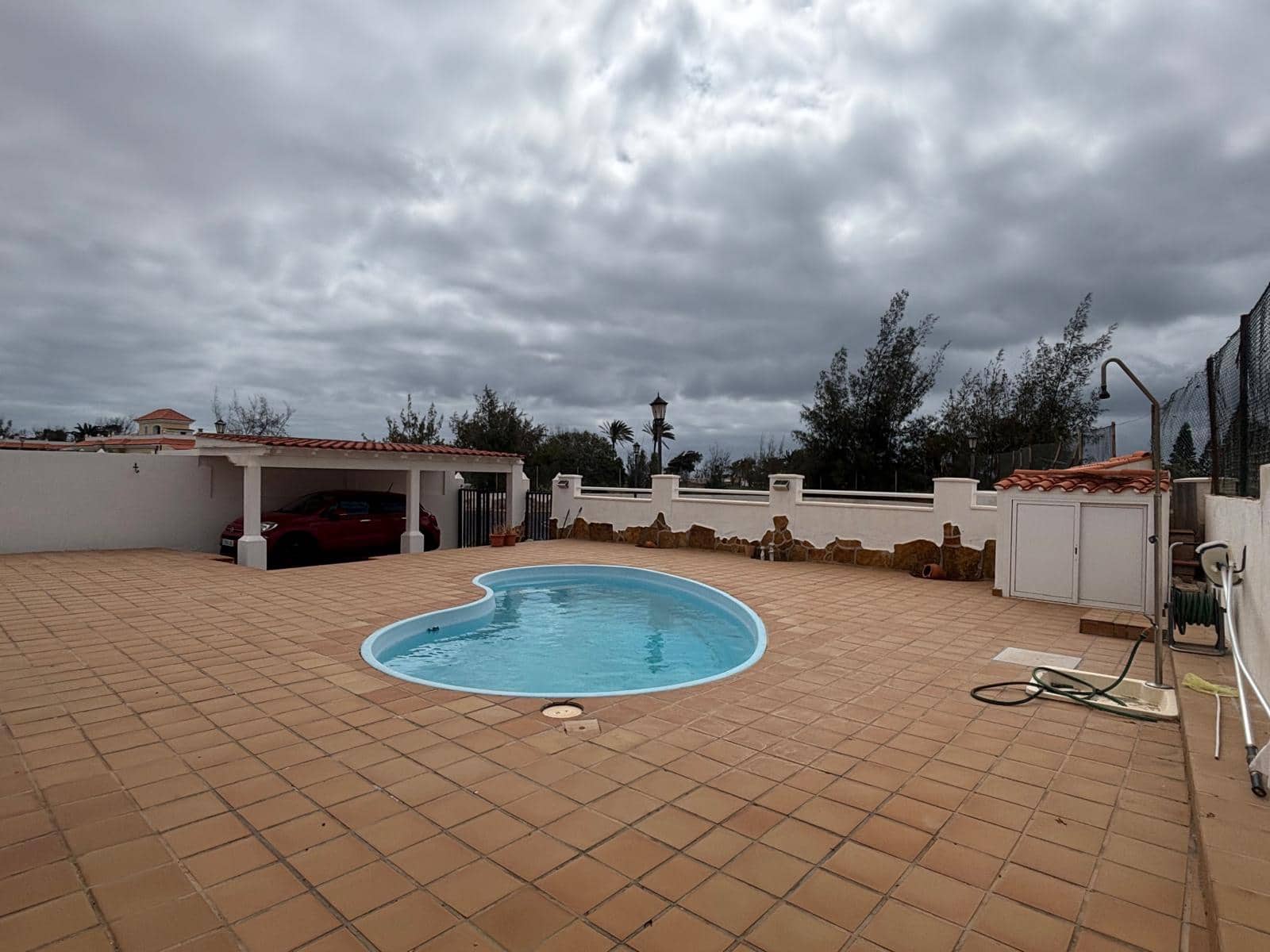 4 soverom Villa til salgs i Caleta de Fuste med svømmebasseng - € 410 000 (Ref: 9821194)