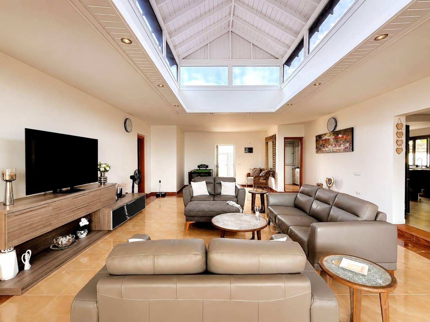 4 soveværelse Villa til salg i Caleta de Fuste med swimmingpool garage - € 675.000 (Ref: 9854549)