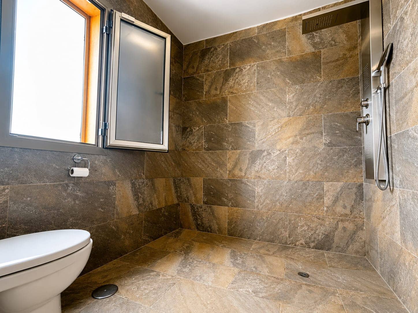 4 soveværelse Villa til salg i Caleta de Fuste med swimmingpool garage - € 675.000 (Ref: 9854549)