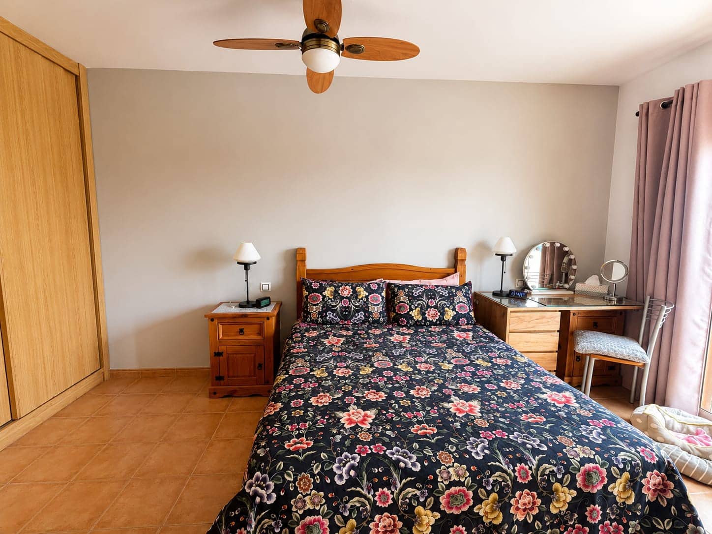 4 soveværelse Villa til salg i Caleta de Fuste med swimmingpool garage - € 675.000 (Ref: 9854549)
