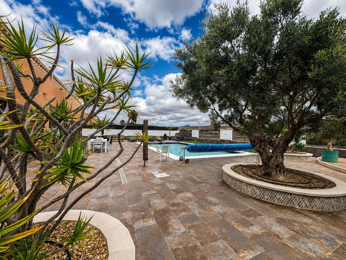 4 soveværelse Villa til salg i Caleta de Fuste med swimmingpool garage - € 675.000 (Ref: 9854549)