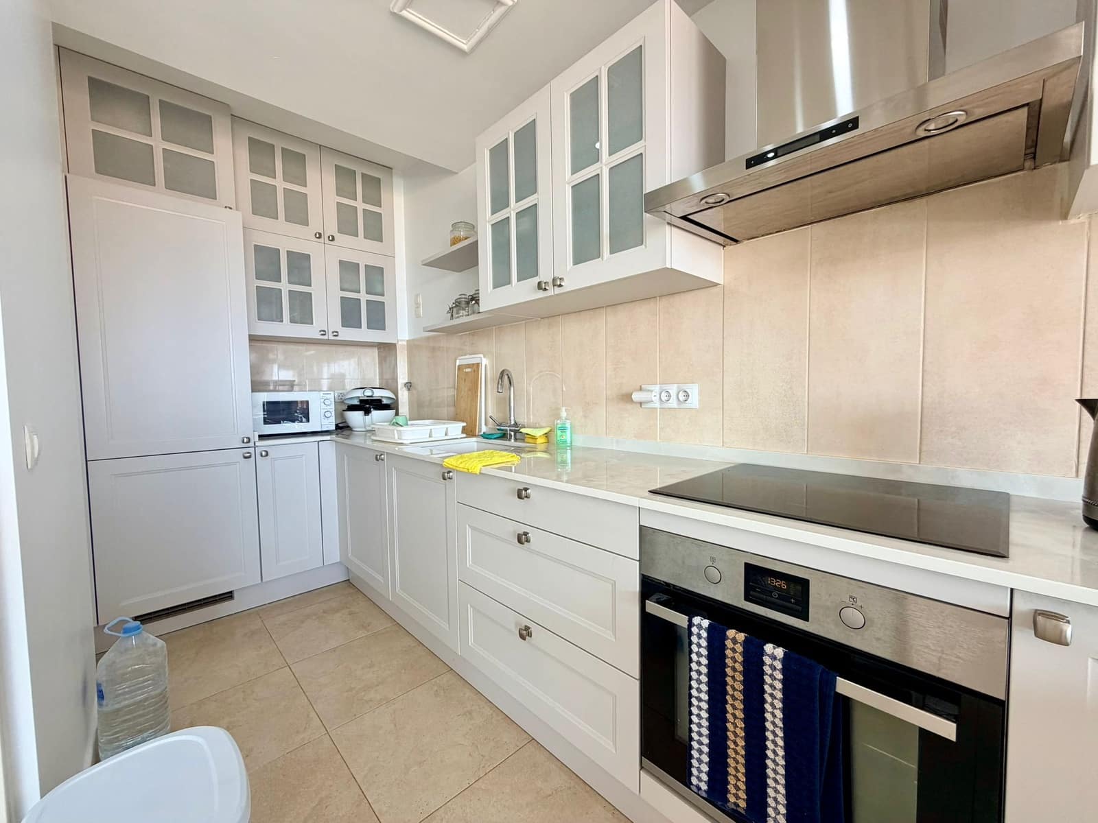 4 bedroom Apartment for sale in Caleta de Fuste with pool garage - € 315,000 (Ref: 9863611)
