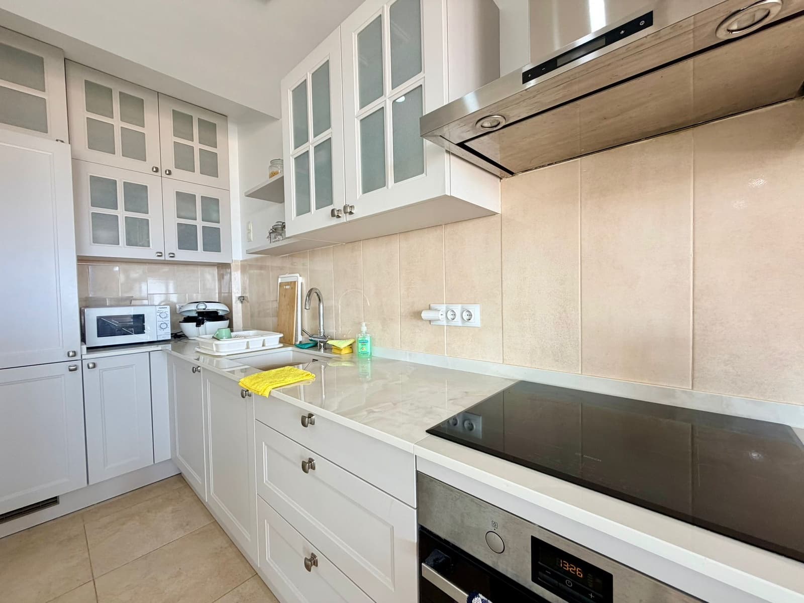 4 bedroom Apartment for sale in Caleta de Fuste with pool garage - € 315,000 (Ref: 9863611)
