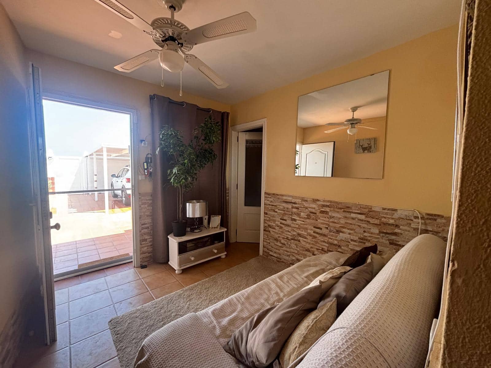 3 bedroom Apartment for sale in Caleta de Fuste with pool garage - € 249,000 (Ref: 9865882)