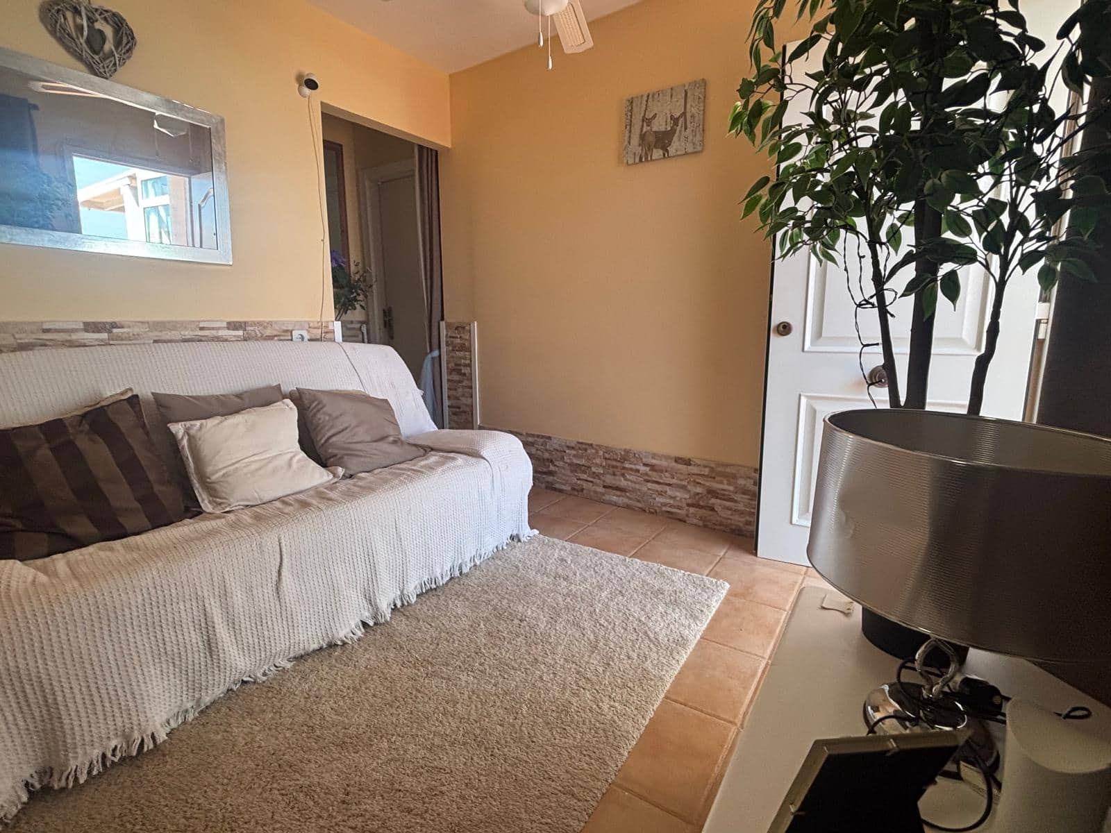 3 bedroom Apartment for sale in Caleta de Fuste with pool garage - € 249,000 (Ref: 9865882)