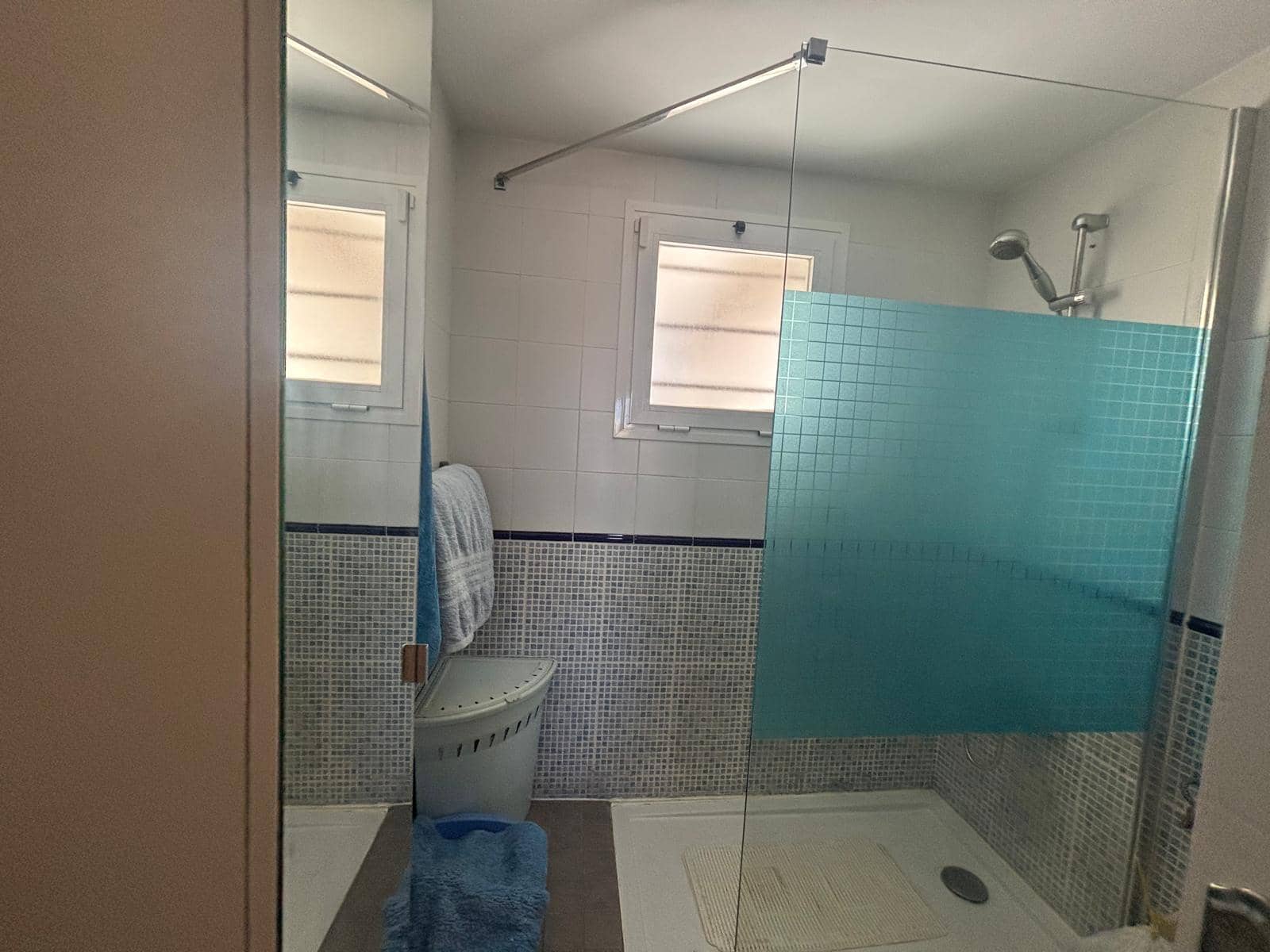 3 bedroom Apartment for sale in Caleta de Fuste with pool garage - € 249,000 (Ref: 9865882)