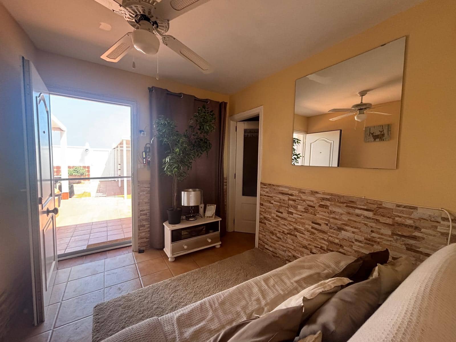 3 bedroom Apartment for sale in Caleta de Fuste with pool garage - € 249,000 (Ref: 9865882)